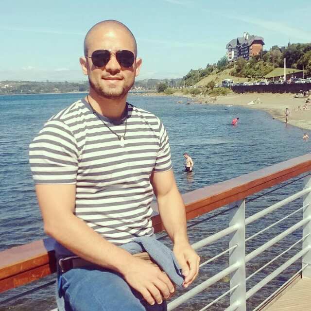 Luis - Anfitrión de Julieta & Diana